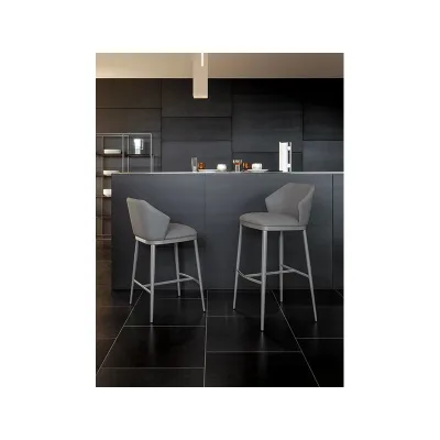Bonaldo Sgabello Mida Too H 77 con gambe in metallo e seduta a scelta