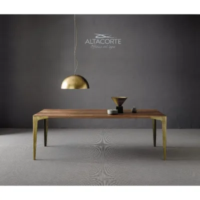 Altacorte Tavolo fisso Fly con struttura in ferro e piano in a scelta con dimensioni a scelta
