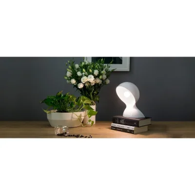Artemide Lampada da tavolo Dalù in diverse finiture