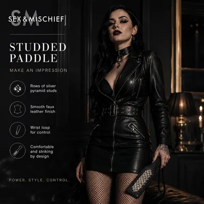 Scullacciatore Sex & Mischief Paddle Nero 30,5 Paletta BDSM Borchiata pelle PU