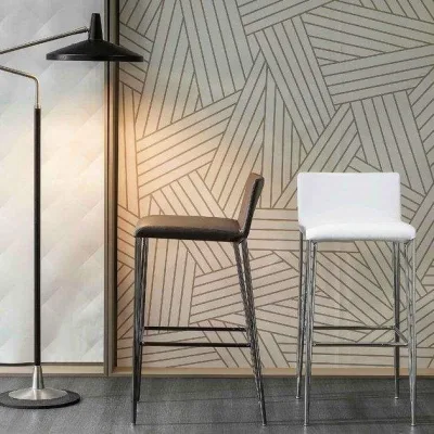 Bonaldo Sgabello Filly Too H 73 con gambe in metallo e seduta a scelta