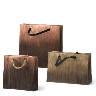 Adriani & Rossi Vaso Bag in ceramica opaca