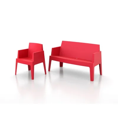 Siesta Divano Hi-Tech Box Sofa art. 063 con struttura in polipropilene e scocca in polipropilene