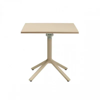 Scab Tavolo pieghevole Eco Affiancabile art. 2459 con struttura in tecnopolimero e piano liscio in tecnopolimero da 80x80 cm - CON VOUCHER 15% NEL CARRELLO