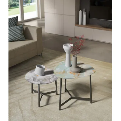 Maconi Tavolino triangolare Milord 1050 con piano in melaminico da 54 cm e h. 35 cm serie Coffee Table collection