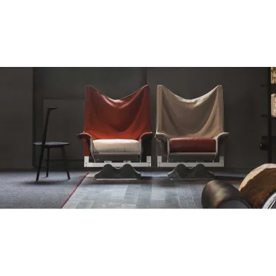 Cassina Poltrona Aeo con rivestimento a scelta