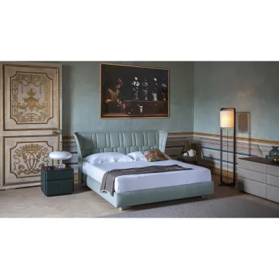 Poltrona Frau Letto queen size Lola Darling con rivestimento a scelta da 192x222 cm