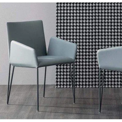 Bonaldo Sedia Miss Filly Up con gambe in metallo e seduta a scelta - Con braccioli