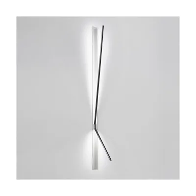 Minitallux Lampada da parete a LED Spillo 2i.80 in diverse finiture by Icone Luce