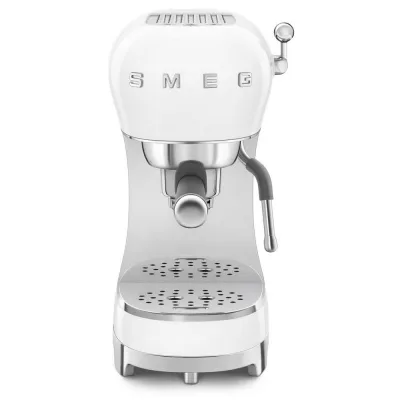 PRONTA CONSEGNA - Smeg Macchina da caffè espresso manuale ECF02WHEU finitura bianco - PROMOZIONE ATTIVA FINO AL 19/10