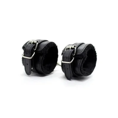 Cavigliere BDSM imbottite nere regolabili con catena removibile sex toy