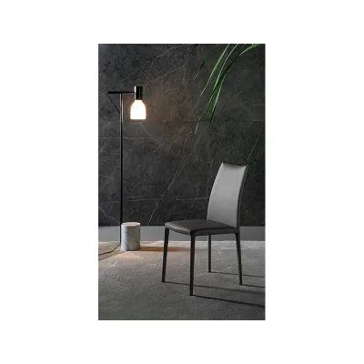 Bonaldo Sedia Kayla up con gambe in metallo e seduta a scelta
