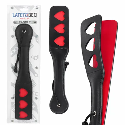 Paddle sculacciatore con cuori rossi pelle nera PU 35 x 5 cm circa resistente
