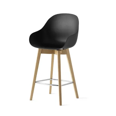 Connubia Sgabello Academy CB2176 con struttura in legno e seduta in polipropilene - Con braccioli