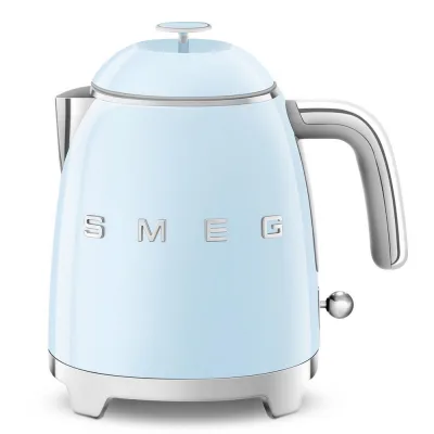 Smeg Mini bollitore KLF05PBEU finitura azzurro con logo Smeg 3D - IN PROMOZIONE FINO AL 30/06
