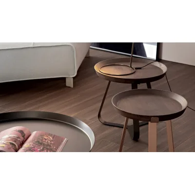 Bonaldo Tavolino Frinfri Wood High con struttura in metallo e piano in frassino da Ø40 cm e h. 50 cm