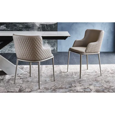 Cattelan Sedia Magda ML Couture con struttura in acciaio verniciato e seduta a scelta