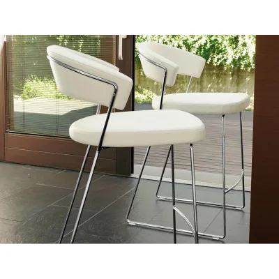 Connubia Sgabello New York CB1087 con struttura in metallo e seduta a scelta da h. 91 cm - Con braccioli - IN PROMOZIONE FINO ALL' 11/07