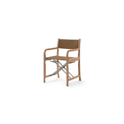 Cassina Poltroncina pieghevole con braccioli Unicredit Pavillion Project con struttura in legno