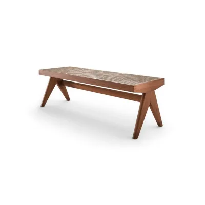 Cassina Panca Civil Bench con struttura in legno e seduta in paglia di Vienna