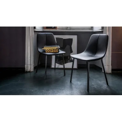 Bonaldo Sedia By Met con gambe in metallo e seduta a scelta