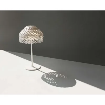 Flos Lampada da tavolo a luce diffusa LED Tatou T1 in diverse finiture