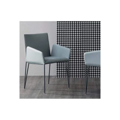 Bonaldo Sedia Miss Filly Up con gambe in metallo e seduta a scelta - Con braccioli