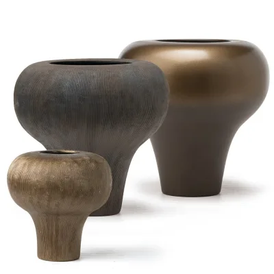 Adriani & Rossi Vaso Tob in ceramica opaca