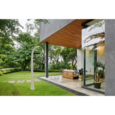 Arkema Doccia solare Happy One in polietilene in diverse finiture da h. 210 cm