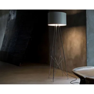 Flos Lampada da terra a luce diffusa LED Ray F2 in diverse finiture