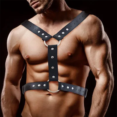 IntoYou BDSM Line FABRIO – Accessorio BDSM in Pelle Sintetica PETTORALE bondage
