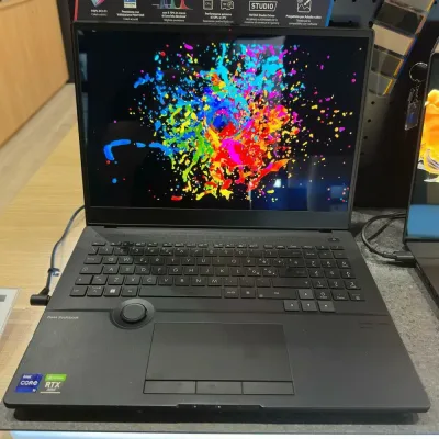 ASUS ProArt Studiobook Pro 16 OLED W7600Z3A-L2024W Intel Core i9-12900H 32GB NVIDIA RTX A3000 SSD 1TB 16'' 4K 16:10 Win11 Home Tastiera retroilluminata Fingerprint Esposizione Store Asus di Caserta