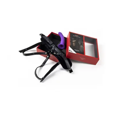 Strap-On She Has The Power Virgite 17,5 cm dildo silicone curvo harness universale