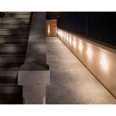 Flos Lampada da parete o soffitto a luce diretta o diffusa LED Mini Button in diverse finiture
