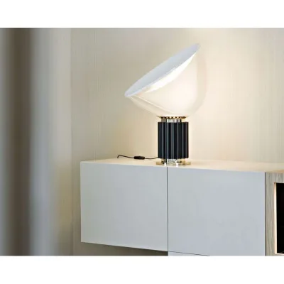 Flos Lampada da tavolo a luce indiretta e riflessa LED Taccia in diverse finiture