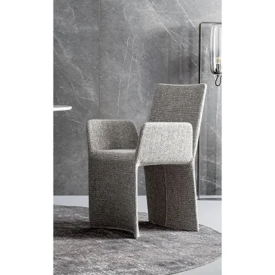 Bonaldo Sedia Miss Ketch con gambe in metallo e seduta a scelta - Con braccioli