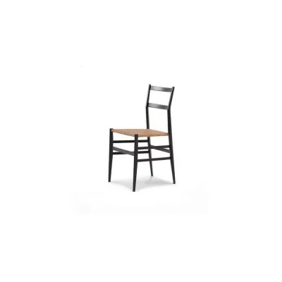 Cassina Sedia Superleggera con struttura in legno e seduta in canna d'india