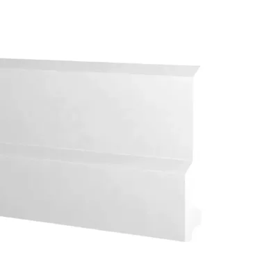 Battiscopa passacavi in duropolimero bianco 2000x130x18mm