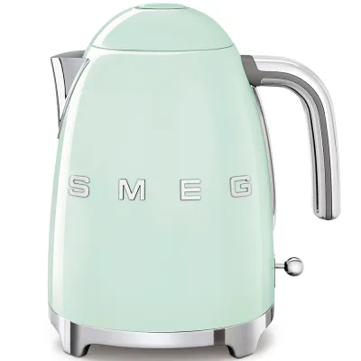 Smeg Bollitore elettrico KLF03PGEU finitura verde pastello con logo Smeg 3D - IN PROMOZIONE FINO AL 30/06