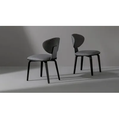 Bonaldo Sedia Olos chair con gambe in legno e seduta a scelta