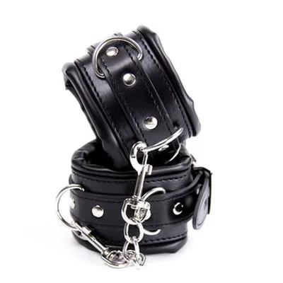 Cavigliere BDSM LateToBed nere imbottite regolabili catena removibile unisex