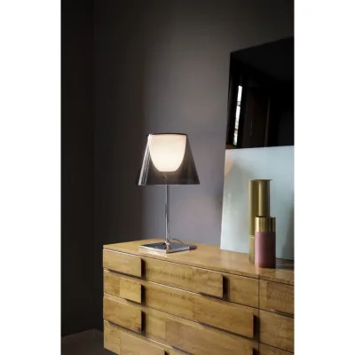 Flos Lampada da tavolo a luce diffusa LED KTribe T1 in diverse finiture