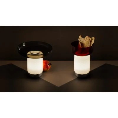 Artemide Lampada da tavolo Bontà in diverse finiture - Corpo lampada con piatto