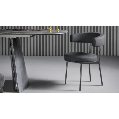 Bonaldo Sedia Neuilly con gambe in metallo e seduta a scelta